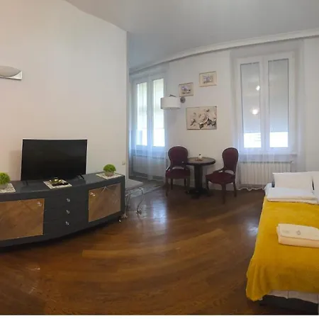 Apartment Vip Cracow *